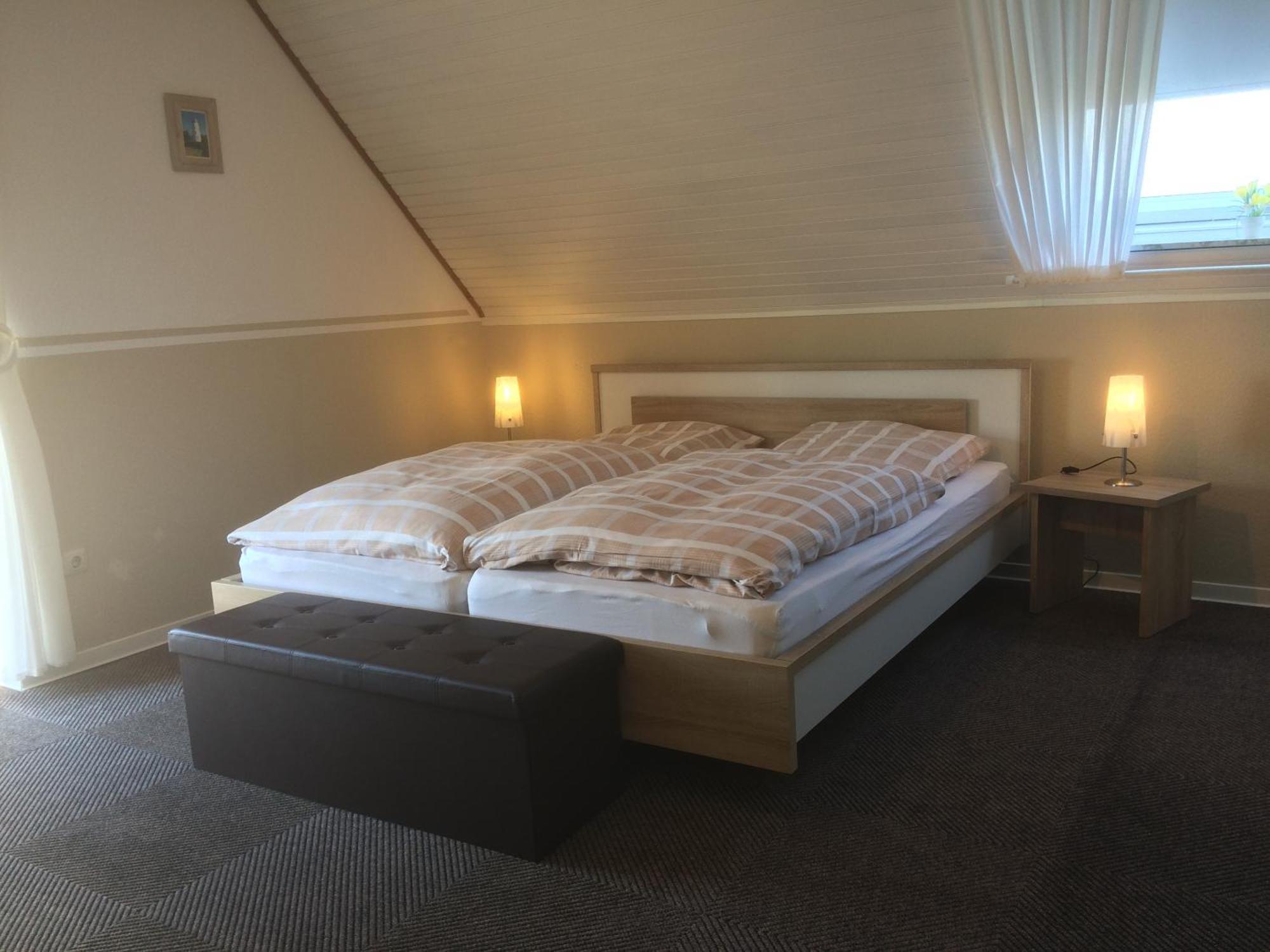 Bed and Breakfast Huus Stoertebeker Dornumersiel Esterno foto